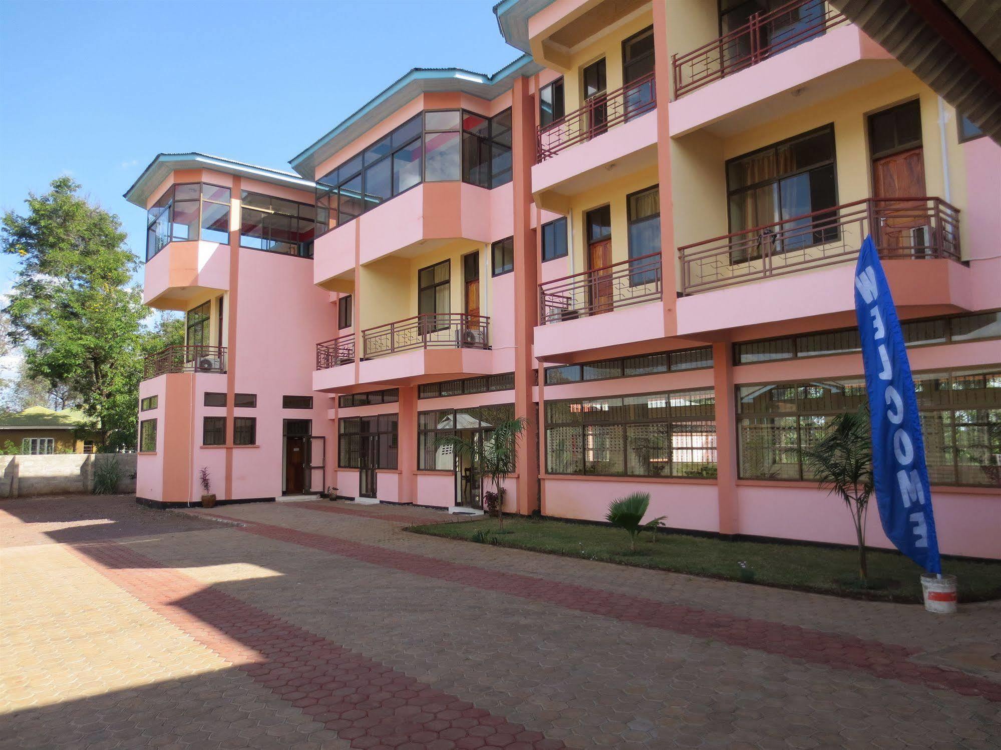 Stella Maris Lodge 莫希 外观 照片